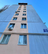 В жилом доме №4 по ул. Перспективная произведено утепление торцевой стены 1-го подъезда